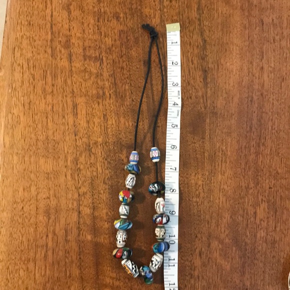 Vintage Trading Bead Necklace Mixed Colors - Picture 4 of 4
